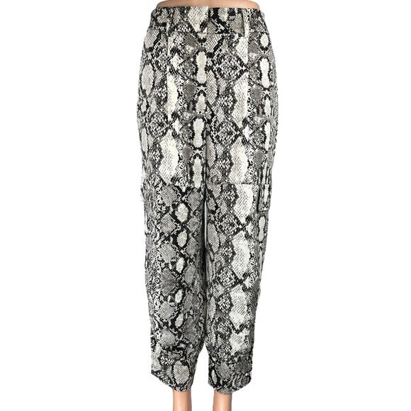 Express Black Gray Snakeskin Animal Print High Waisted Jogger Pants Size 4 - Picture 1 of 6